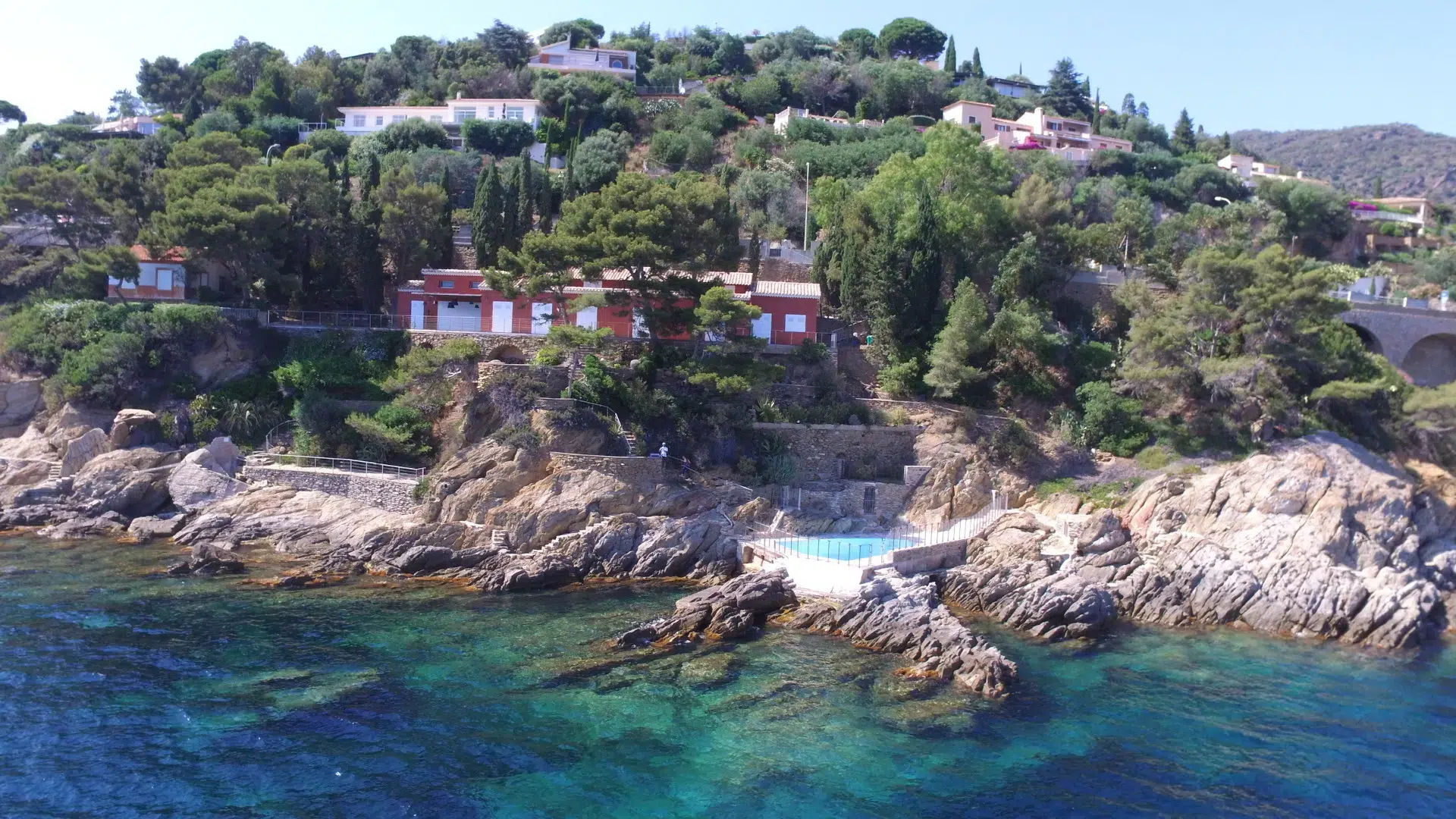 Photo de la villa Acquaroc au Lavandou qui a été rénovée et agrandit